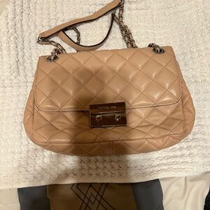 Michael Kors Sloan blush leather bag